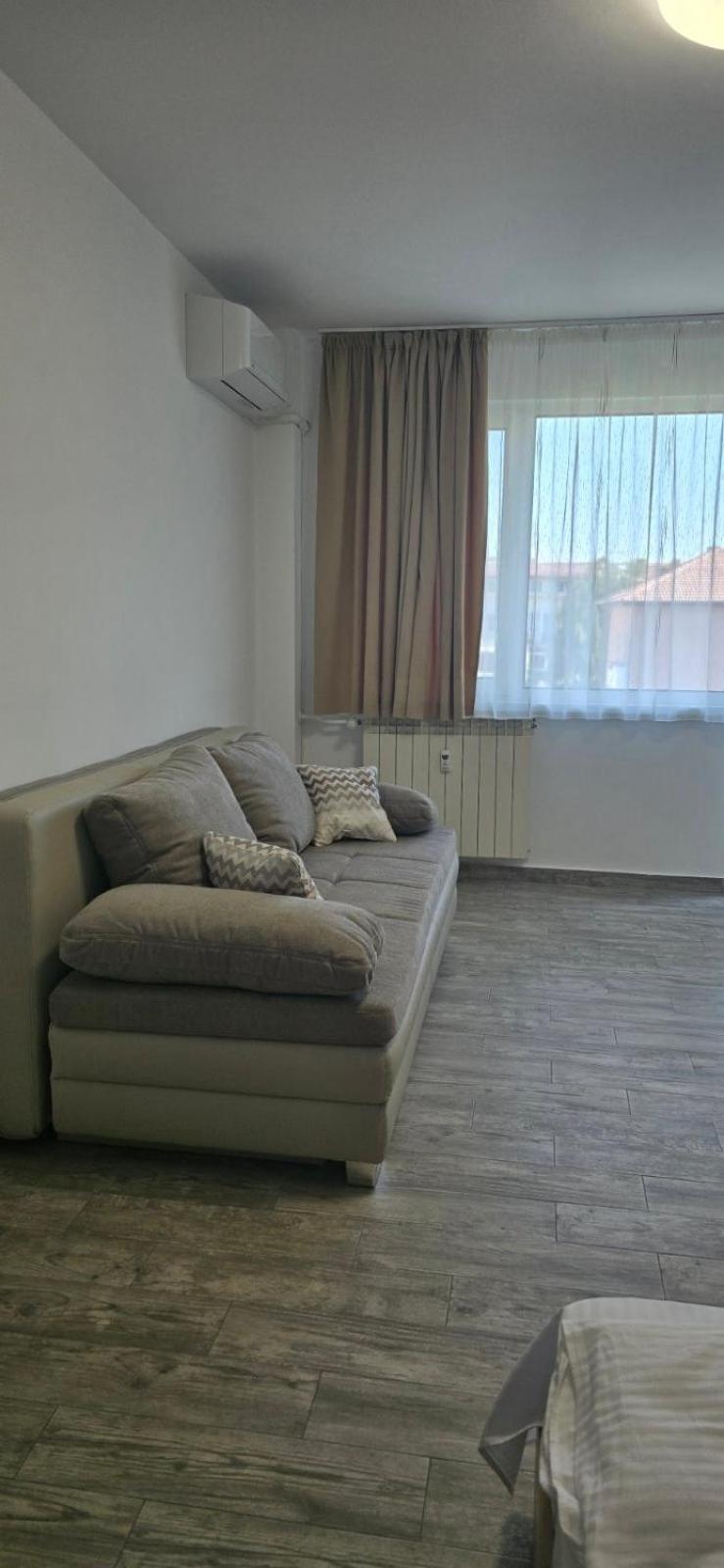Apartment щастлив дом *